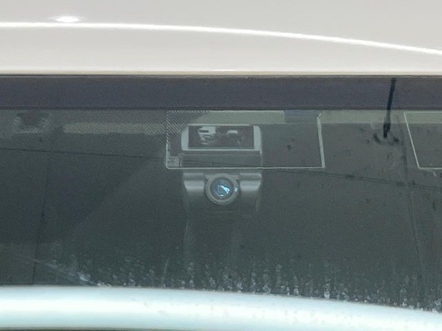 TOYOTA ESQUIRE HYBRID 2015 Image 31