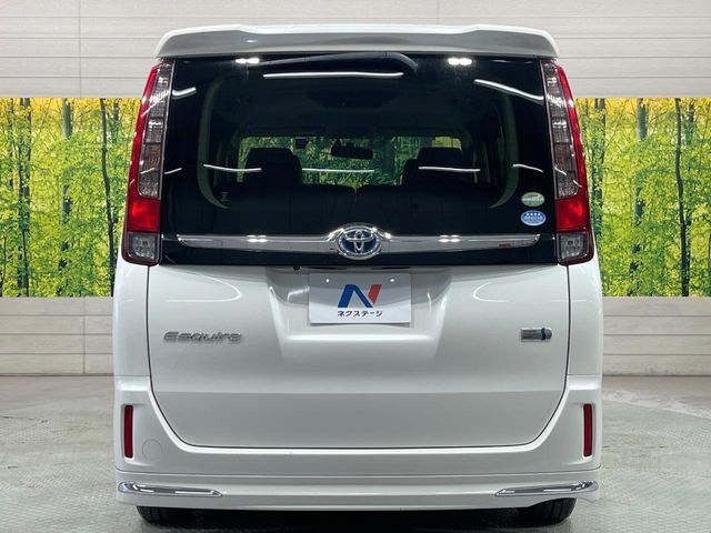 TOYOTA ESQUIRE HYBRID 2015 Image 31