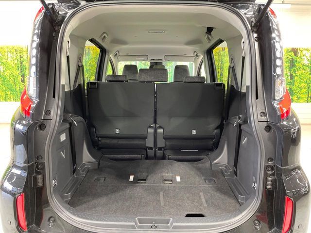 TOYOTA SIENTA HYBRID 2025 Image 31