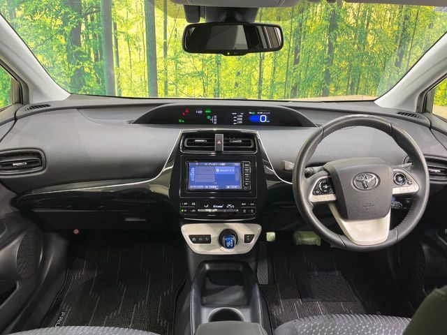 TOYOTA PRIUS 2017 Image 31