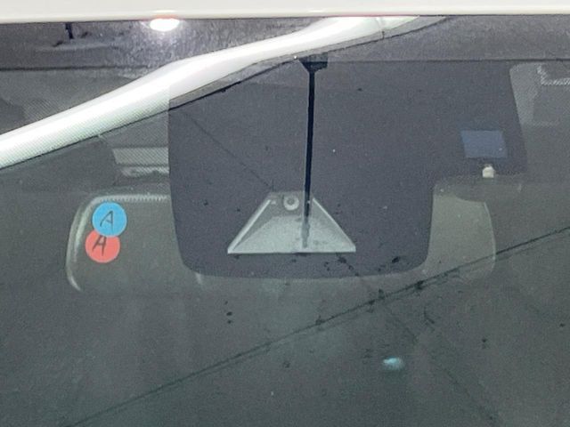 TOYOTA PRIUS 2017 Image 31