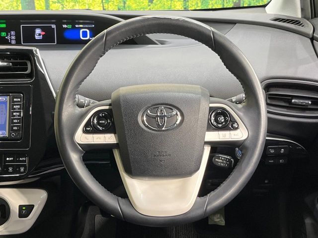 TOYOTA PRIUS 2017 Image 31