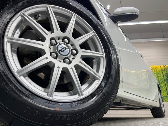 TOYOTA PRIUS 2017 Image 31