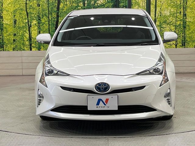TOYOTA PRIUS 2017 Image 31