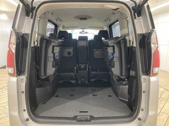 NISSAN SERENA  S-HYBRID 2018 Image 31