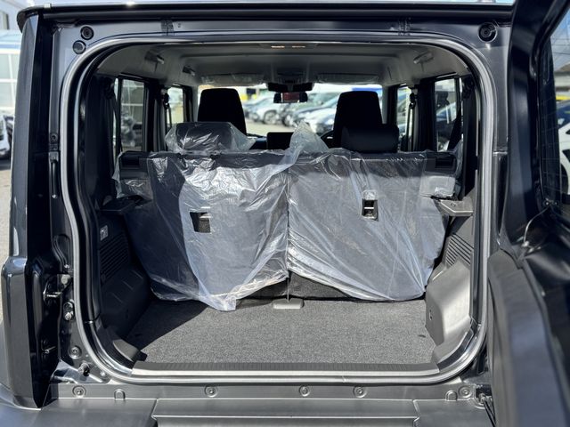 SUZUKI JIMNY NOMADE 2025 Image 31