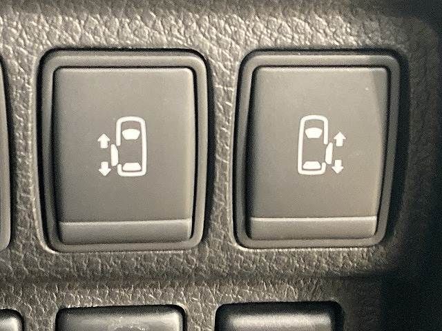 NISSAN ELGRAND 2017 Image 31