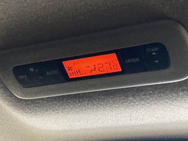 NISSAN ELGRAND 2017 Image 31