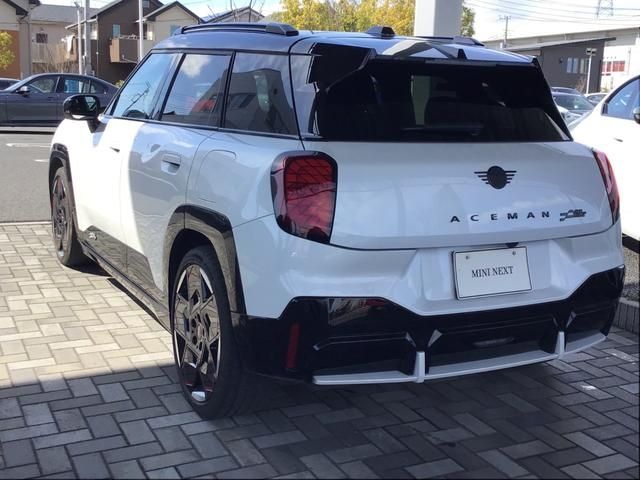 BMW MINI ACEMAN 2025 Image 31