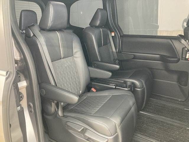 TOYOTA NOAH 2023 Image 31