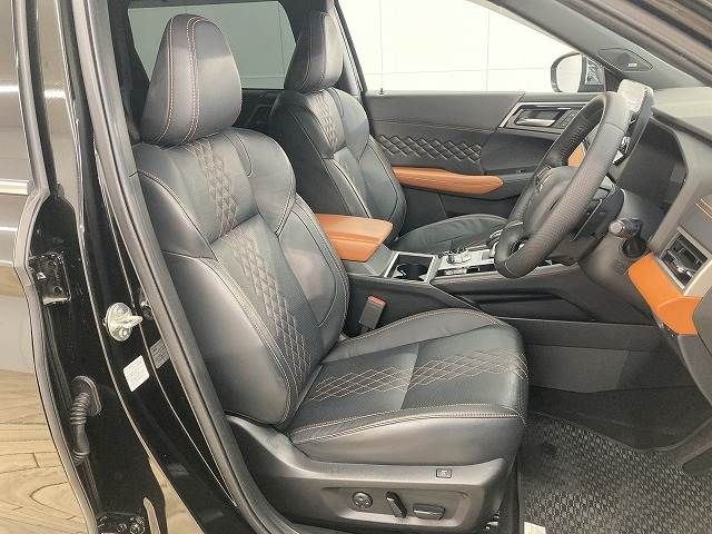 MITSUBISHI OUTLANDER PHEV 2022 Image 31