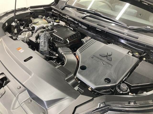 MITSUBISHI OUTLANDER PHEV 2022 Image 31