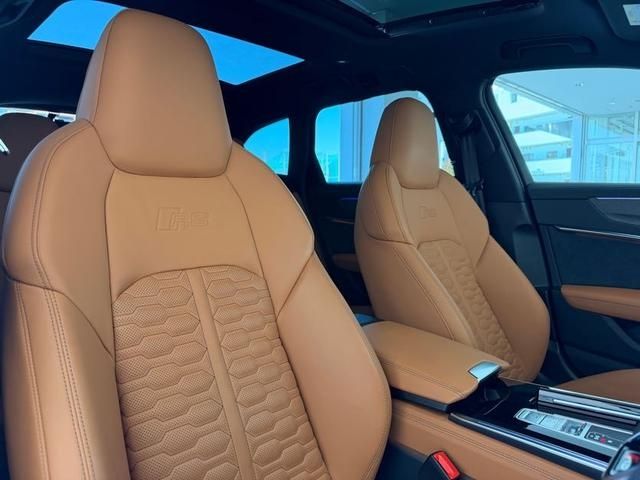 AUDI RS6 AVANT 2023 Image 31