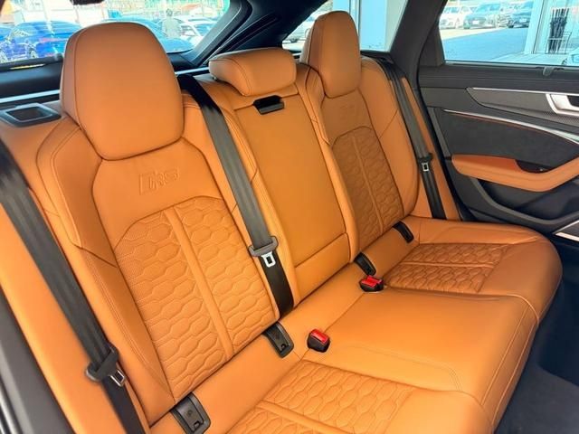 AUDI RS6 AVANT 2023 Image 31