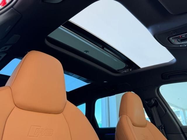 AUDI RS6 AVANT 2023 Image 31