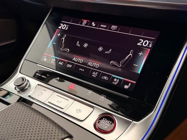 AUDI RS6 AVANT 2023 Image 31