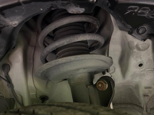 TOYOTA AQUA 2015 Image 31