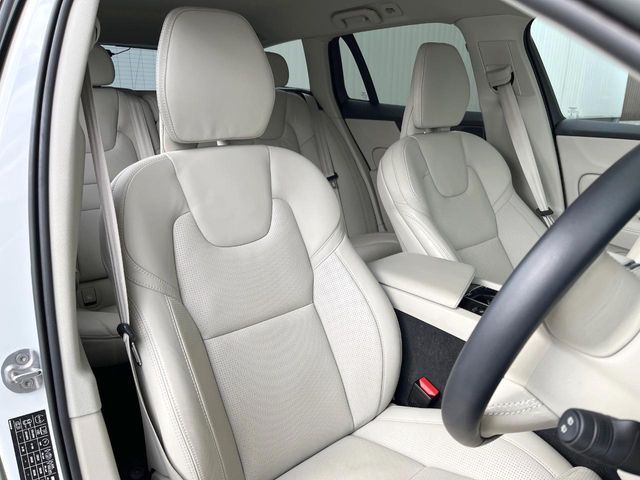 VOLVO V60 CROSS COUN 2023 Image 31