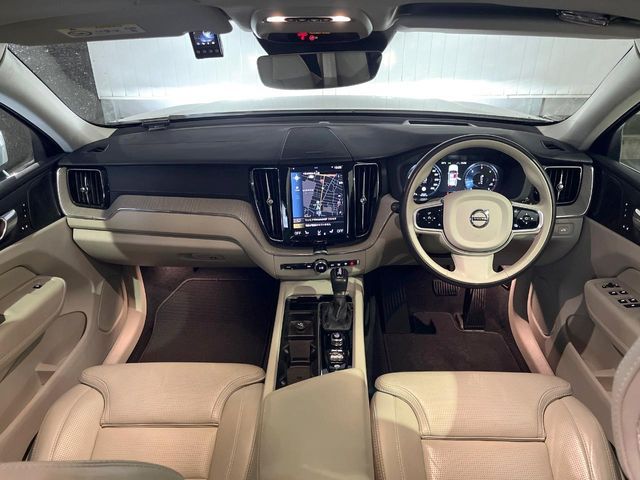 VOLVO XC60 2020 Image 31