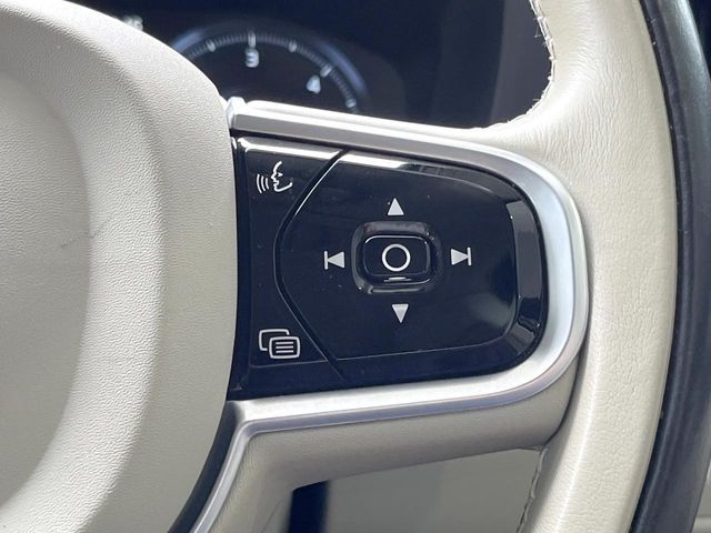 VOLVO XC60 2020 Image 31