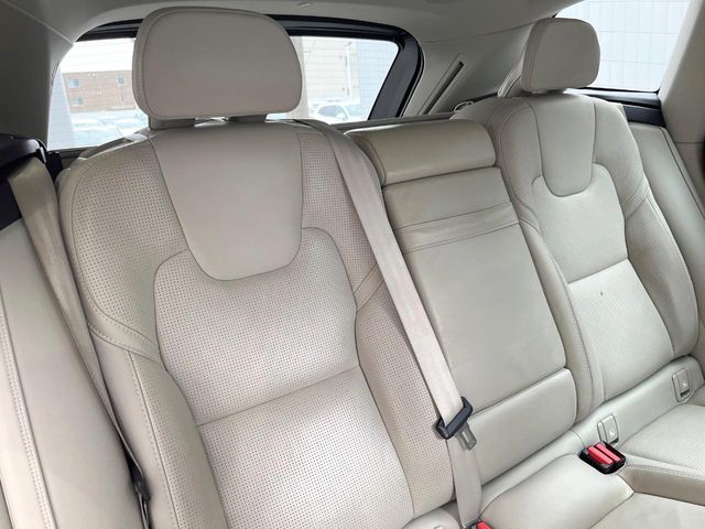 VOLVO XC60 2020 Image 31
