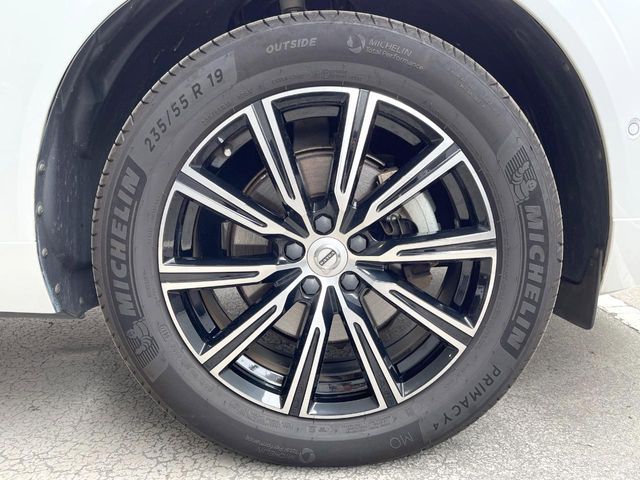 VOLVO XC60 2020 Image 31