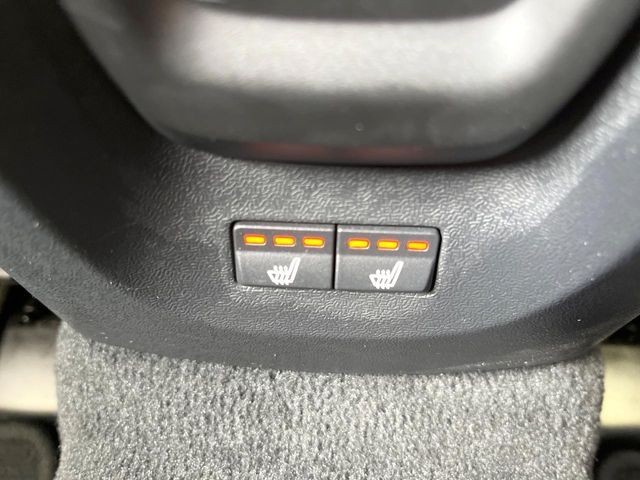 VOLVO V40 2020 Image 31