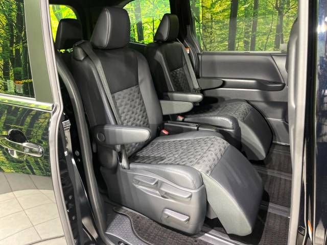 TOYOTA VOXY 2022 Image 31