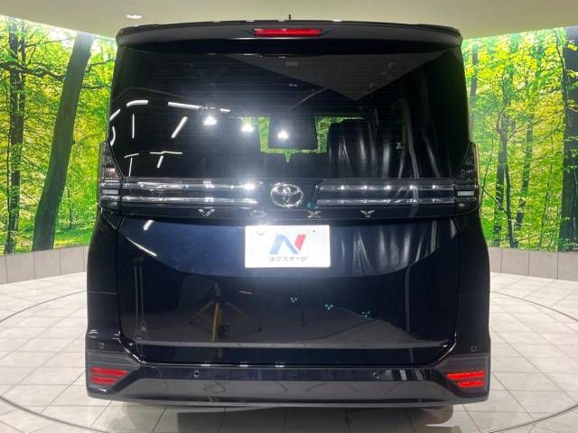 TOYOTA VOXY 2022 Image 31