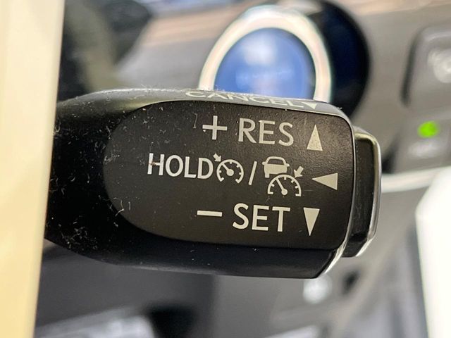 TOYOTA PRIUS 2016 Image 31