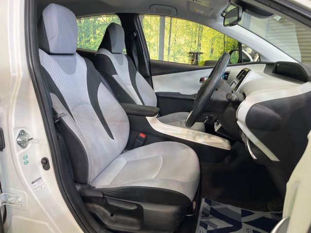 TOYOTA PRIUS 2016 Image 31