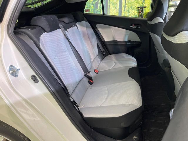 TOYOTA PRIUS 2016 Image 31