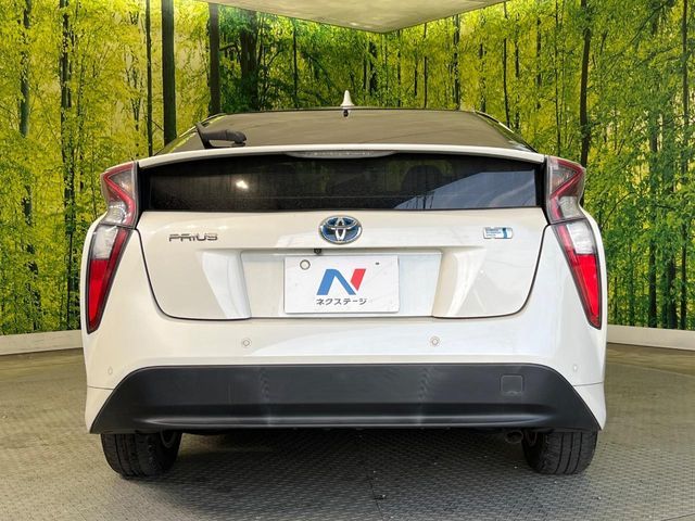 TOYOTA PRIUS 2016 Image 31