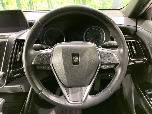 TOYOTA CROWN SEDAN HYBRID 2018 Image 31