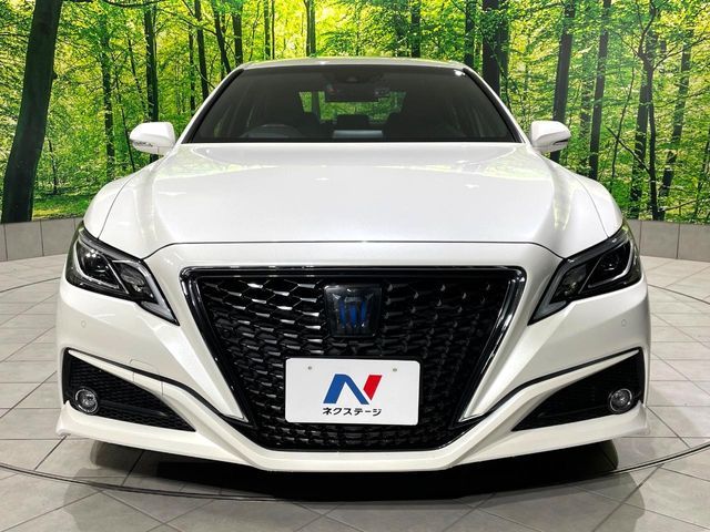 TOYOTA CROWN SEDAN HYBRID 2018 Image 31