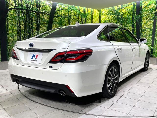 TOYOTA CROWN SEDAN HYBRID 2018 Image 31