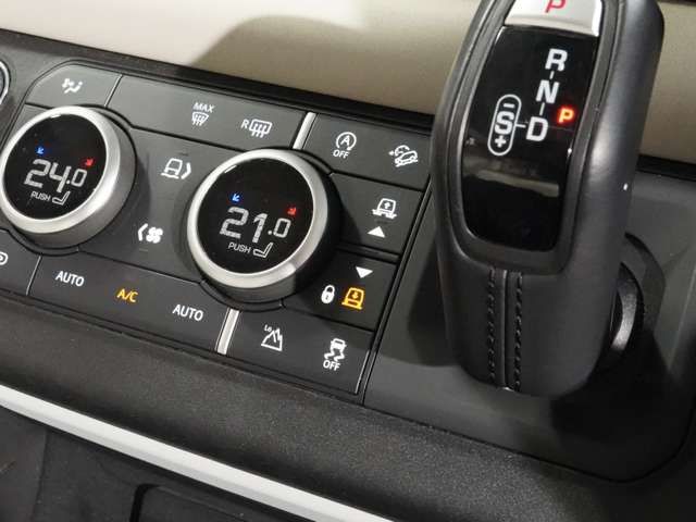 ROVER DEFENDER 2023 Image 31