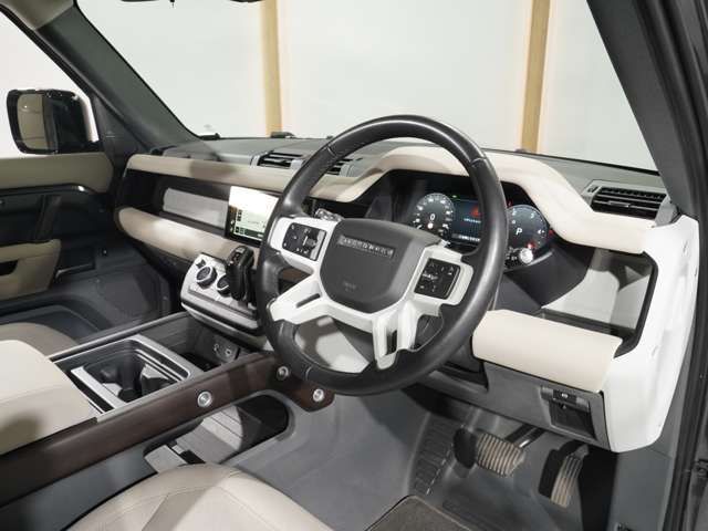 ROVER DEFENDER 2023 Image 31