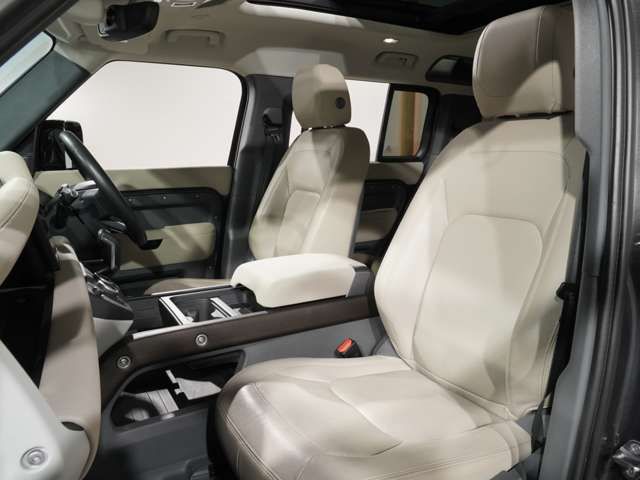 ROVER DEFENDER 2023 Image 31