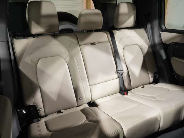 ROVER DEFENDER 2023 Image 31