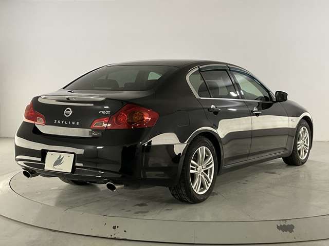 NISSAN SKYLINE 2012 Image 31