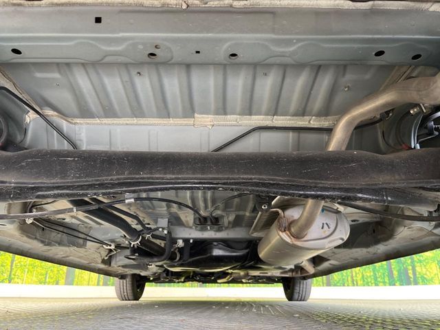 HONDA N BOX 2018 Image 31