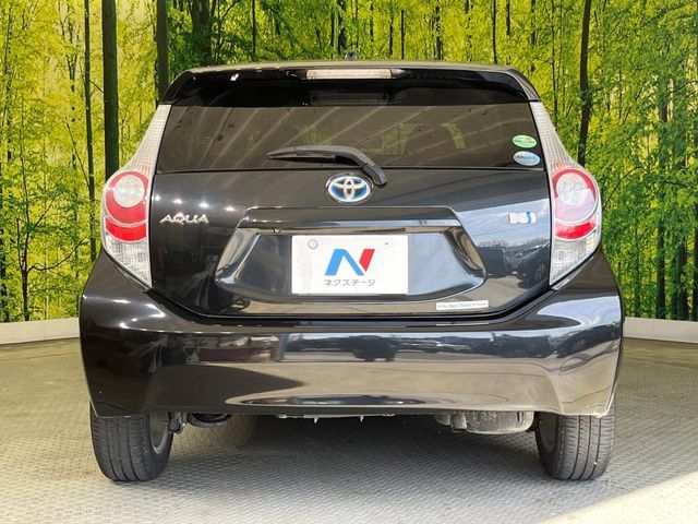 TOYOTA AQUA 2013 Image 31