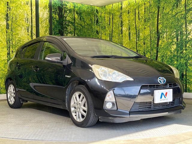 TOYOTA AQUA 2013 Image 31