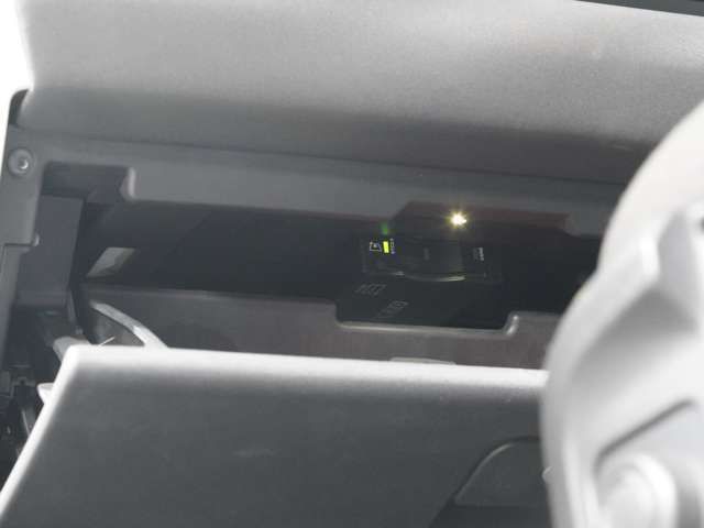 ROVER DEFENDER 2023 Image 31