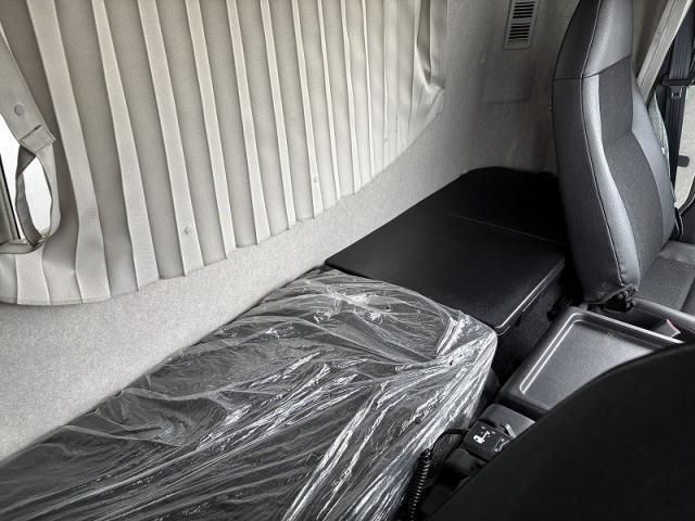 MITSUBISHI FUSOU FIGHTER 2020 Image 31