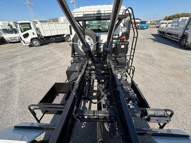 ISUZU FORWARD 2025 Image 31