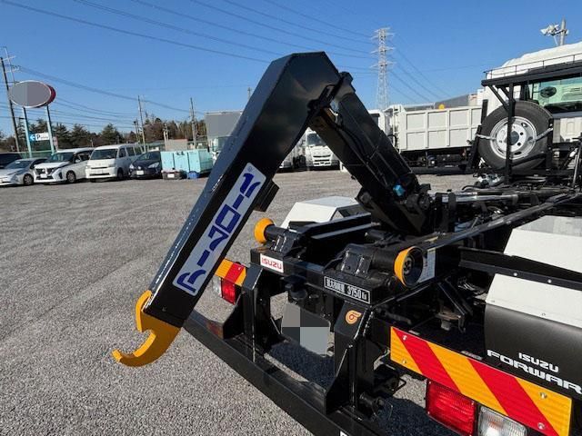 ISUZU FORWARD 2025 Image 31