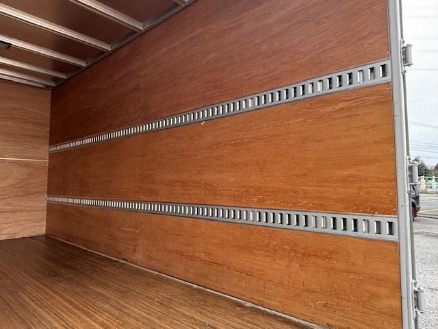 ISUZU ELF 2023 Image 31