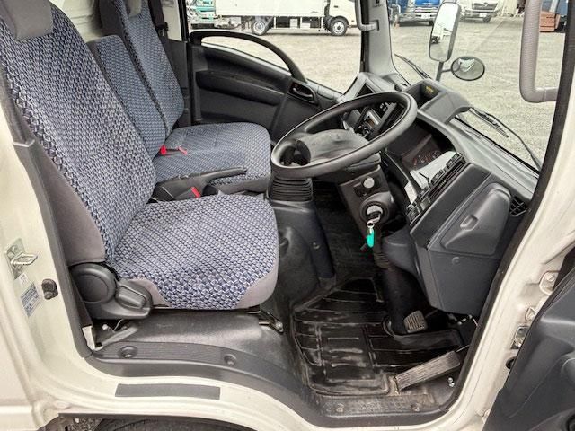 ISUZU ELF 2023 Image 31